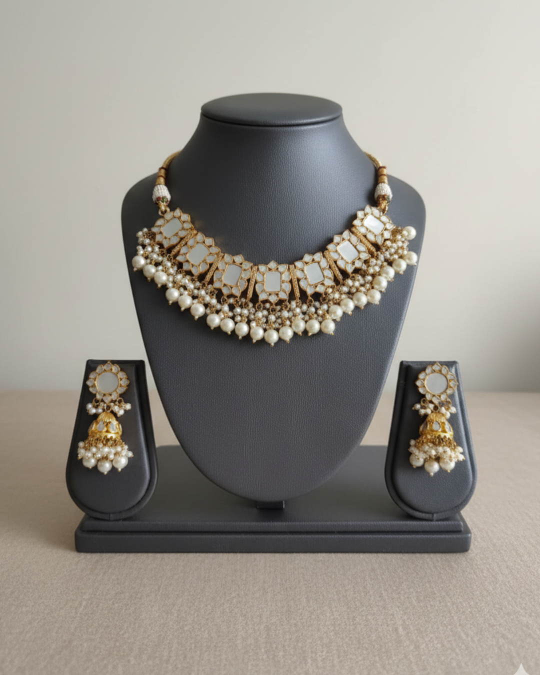 Noor Pearl Choker Set