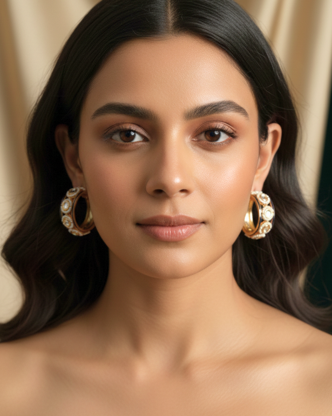 Neel-Noor Kundan Hoops