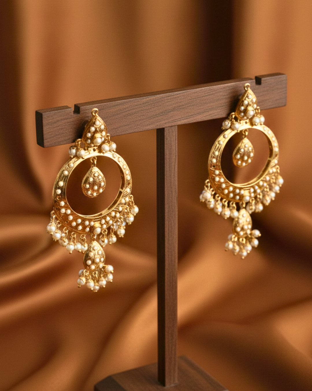 Noor Teardrop Chandbali