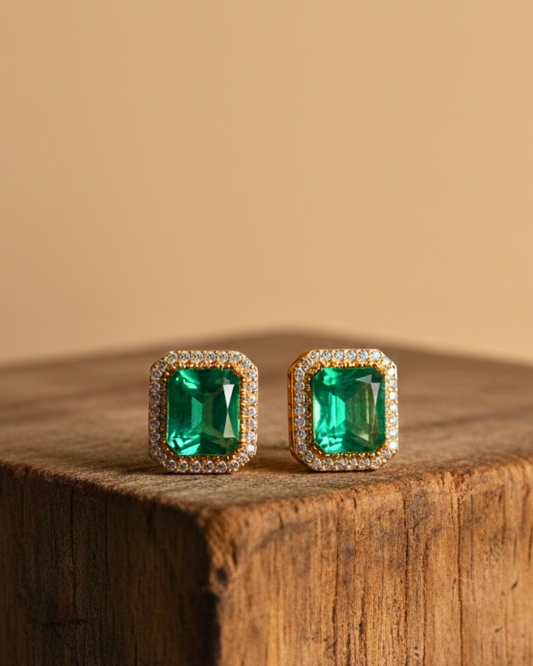 Vanyaa Emerald Court Studs