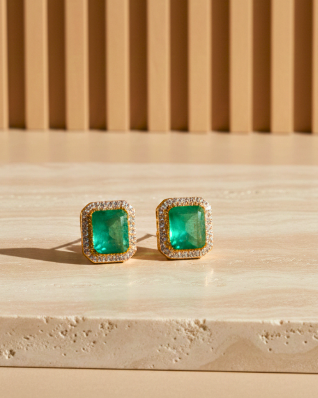 Vanyaa Emerald Court Studs