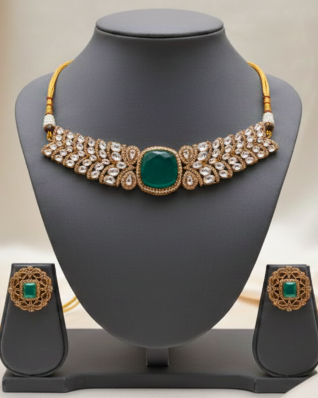 Heera-Zamarud Rajshahi Choker