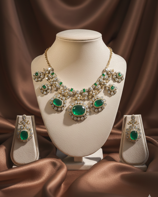 Zariné Emerald Heirloom Necklace Set