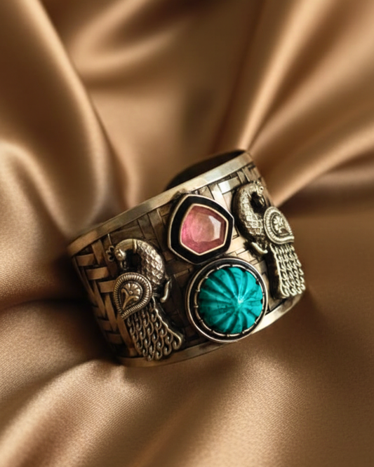 Nayaab Piroza Bracelet
