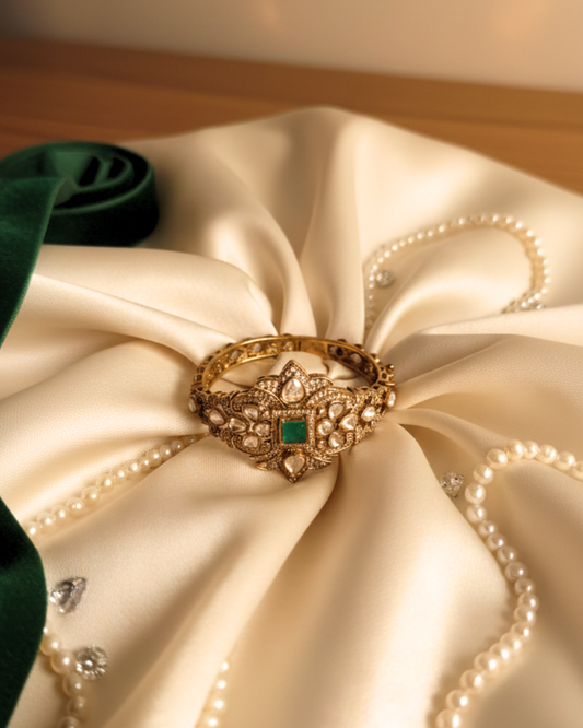 Nayab Emerald Bracelet