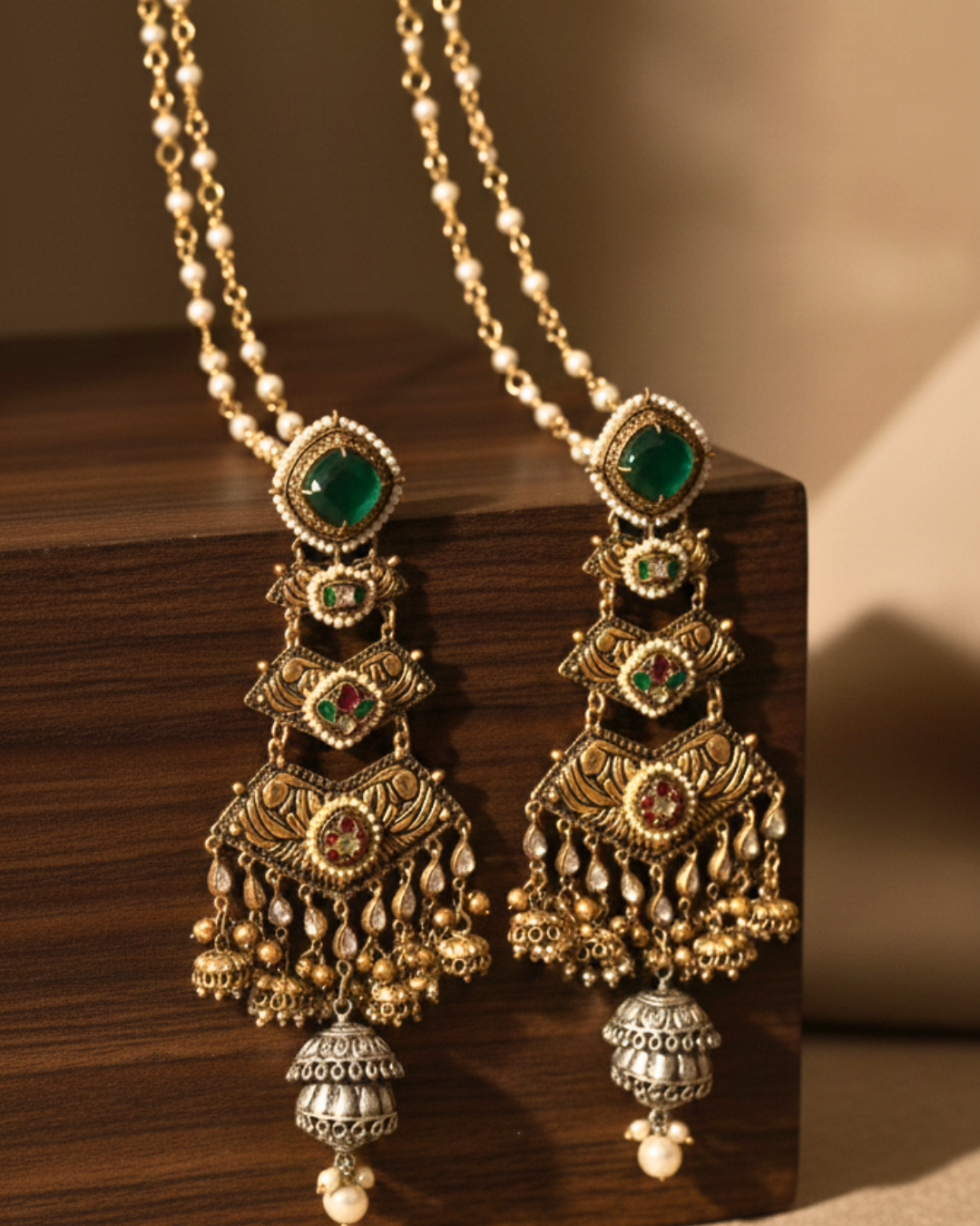 Elira Emerald Earrings