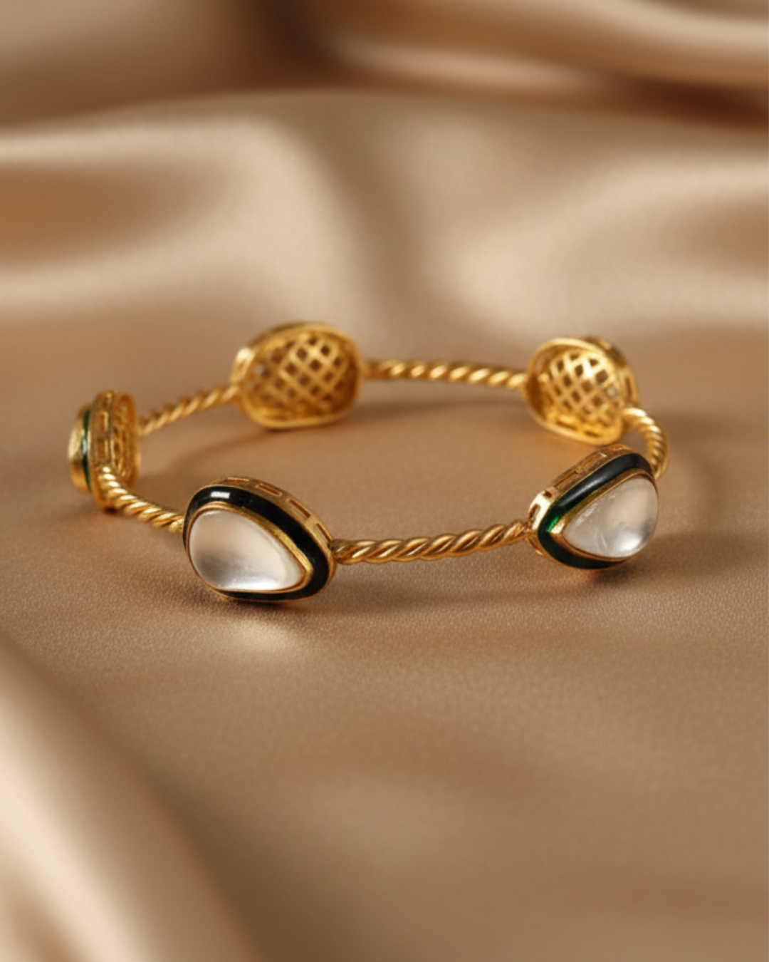 Inaayat Bracelet