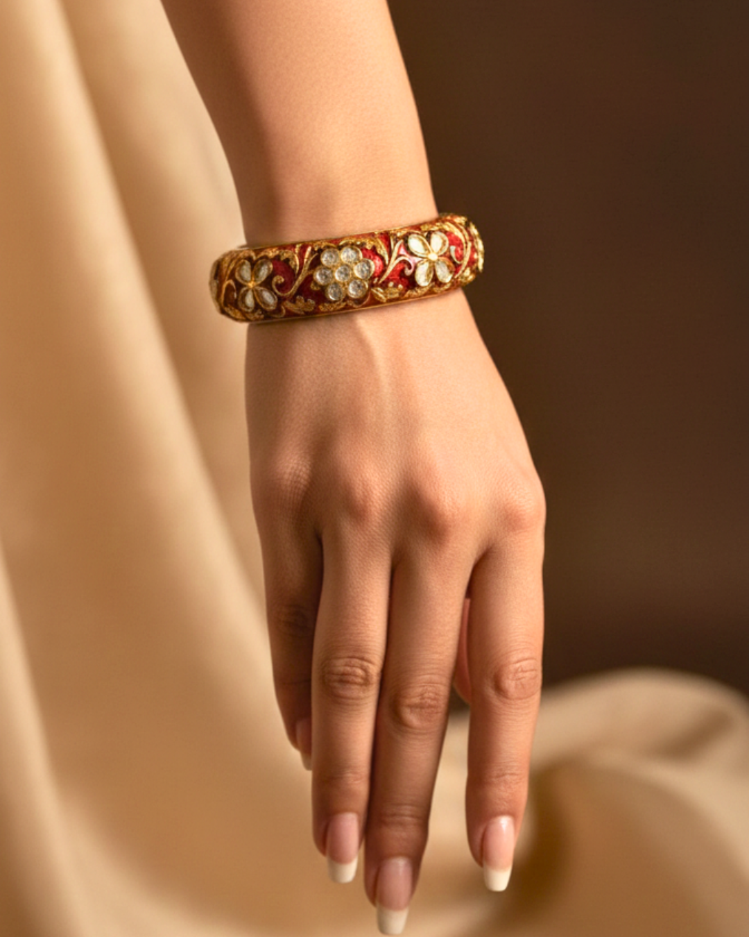 Gulnaar Enamel Kada