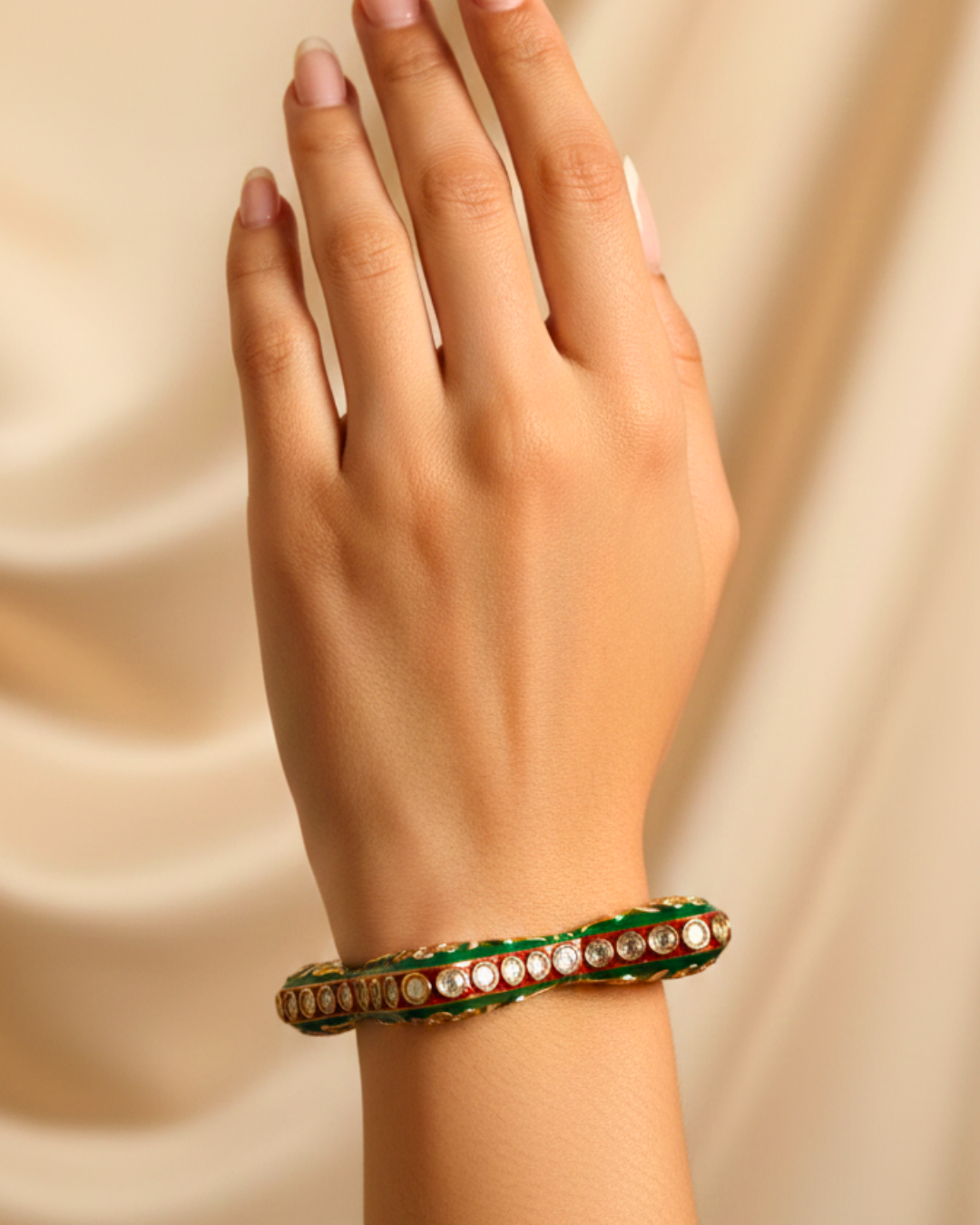Meherbano Enamel Kada